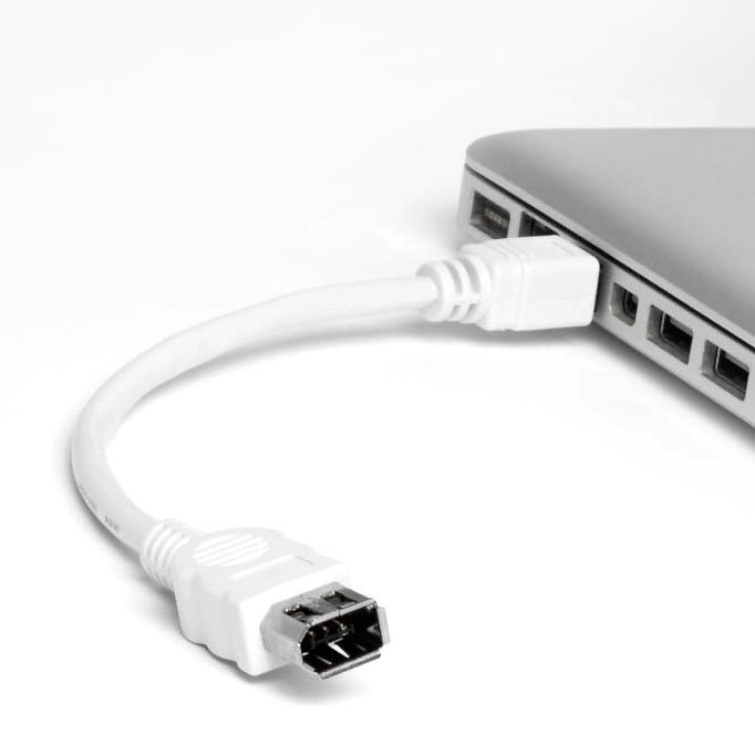 Firewire adapter CABLE 9pin male to 6pin female CFADAP96WE